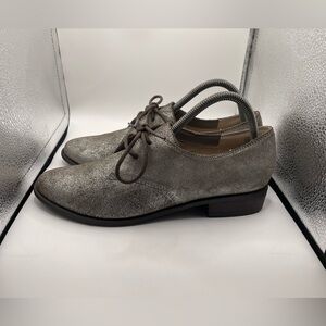 Seychelles women’s Gray Suede Lace-Up Shoes size 8.5